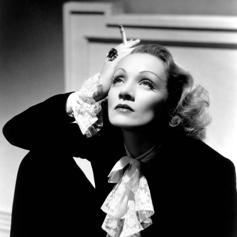 Marlene Dietrich - Blüthner Artist